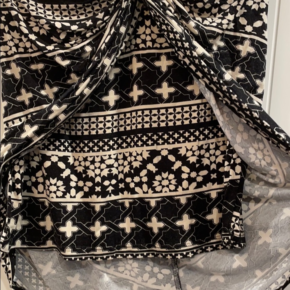 Skirt - Picture 2 of 4